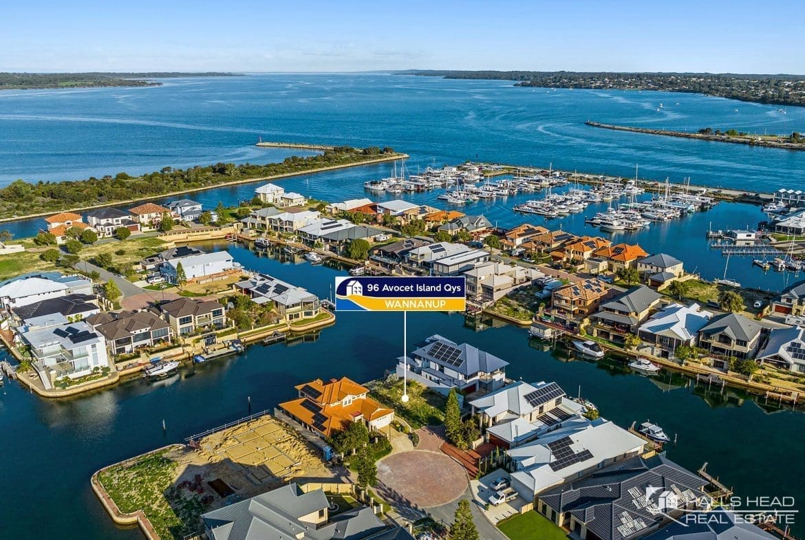 96 Avocet Island Quays Wannanup stunning views