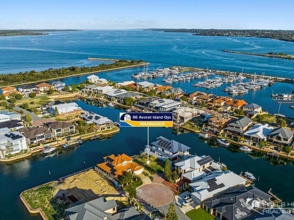 96 Avocet Island Quays Wannanup stunning views