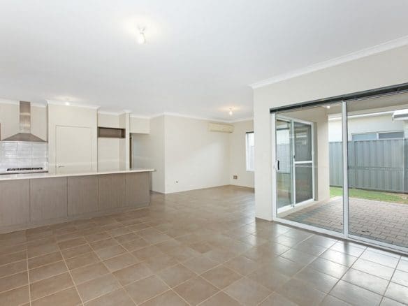6 Butcherbird Loop Erskine Open Plan Living