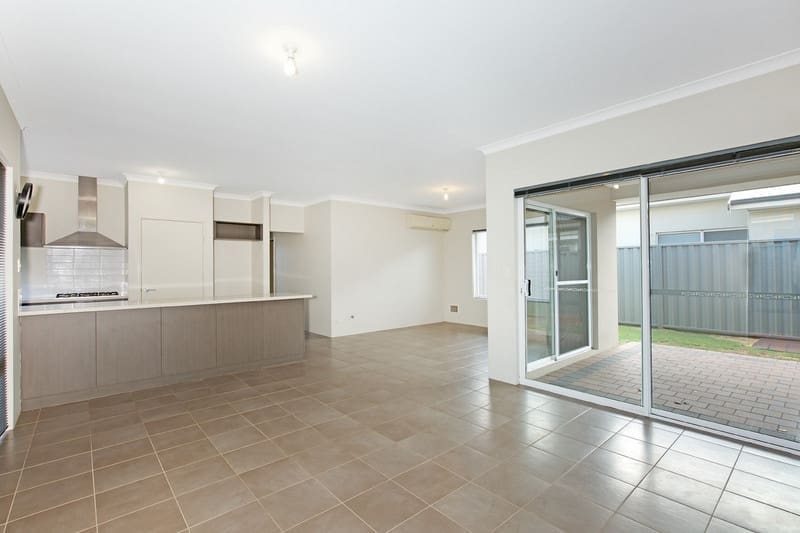 6 Butcherbird Loop Erskine Open Plan Living