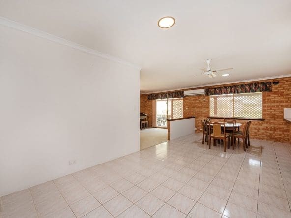 2 Bardoc Way Greenfields_07