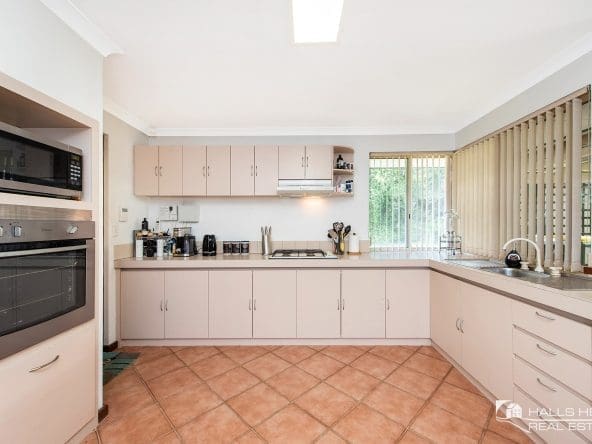 3 Bardoc Way Greenfields_013