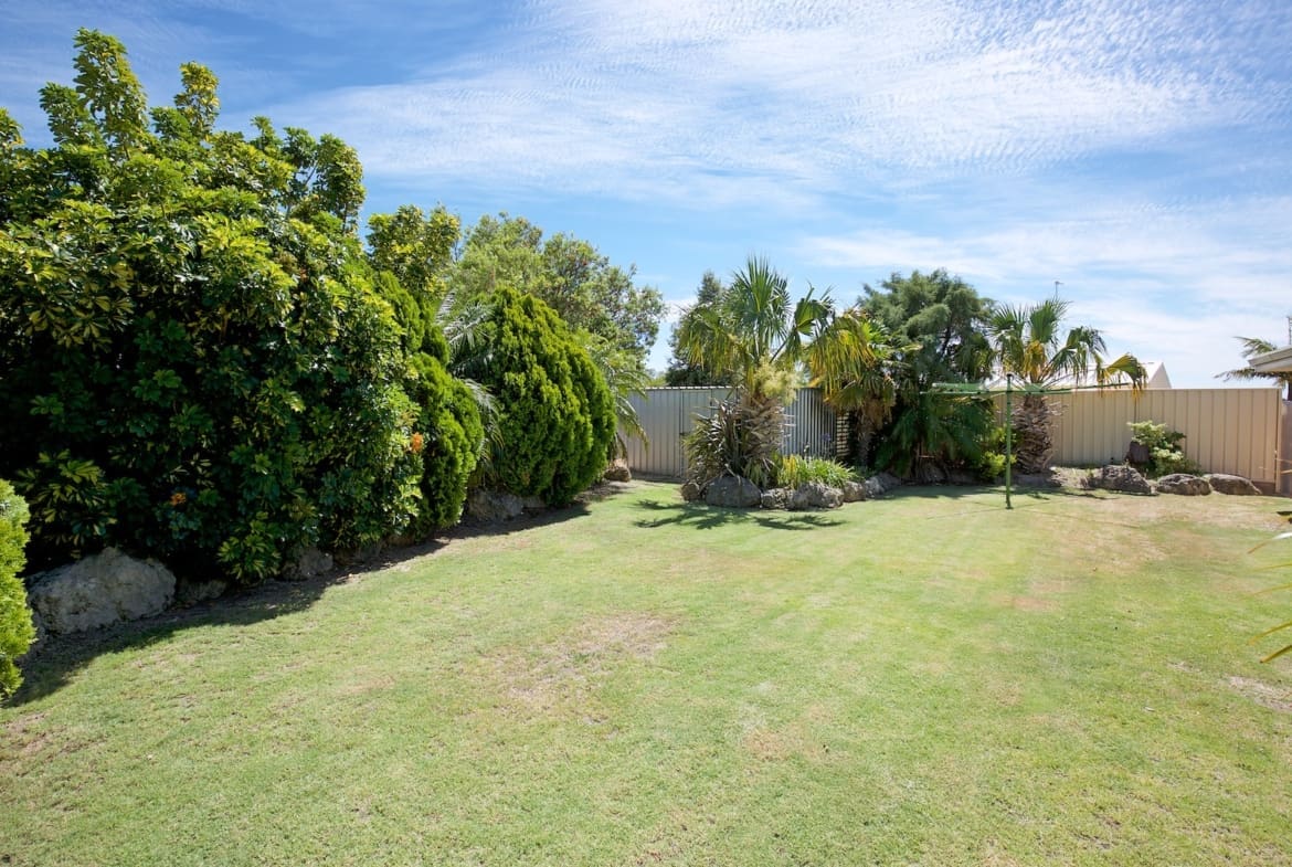 Halls Head House for sale backyard of 11 Floribunda Avenue Halls Head. Listed for sale by Halls Head Real Estate